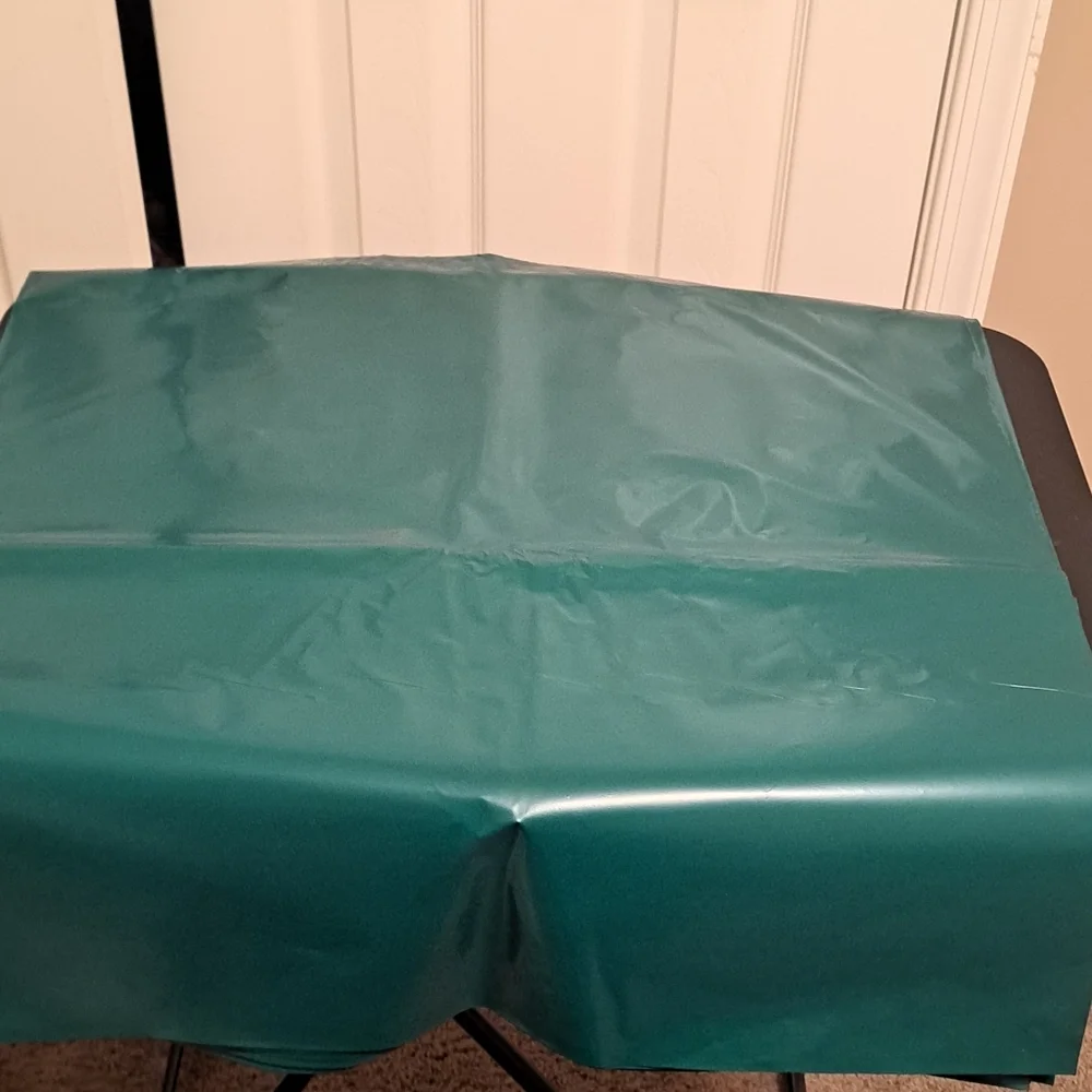 10 pc 24x24 Forrest Green Polymailers